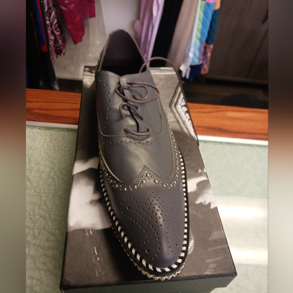 Men's Gray Dress Shoes